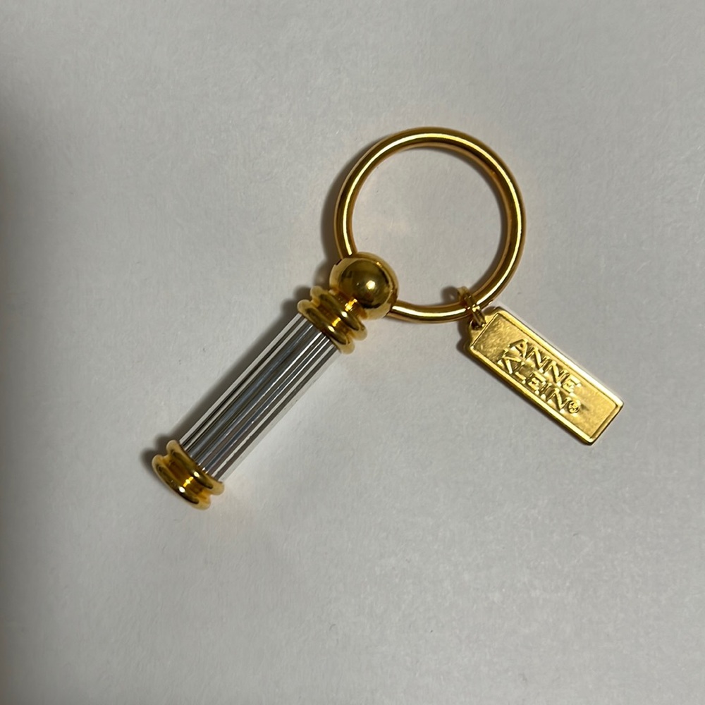 NWOT Anne Klein key chain